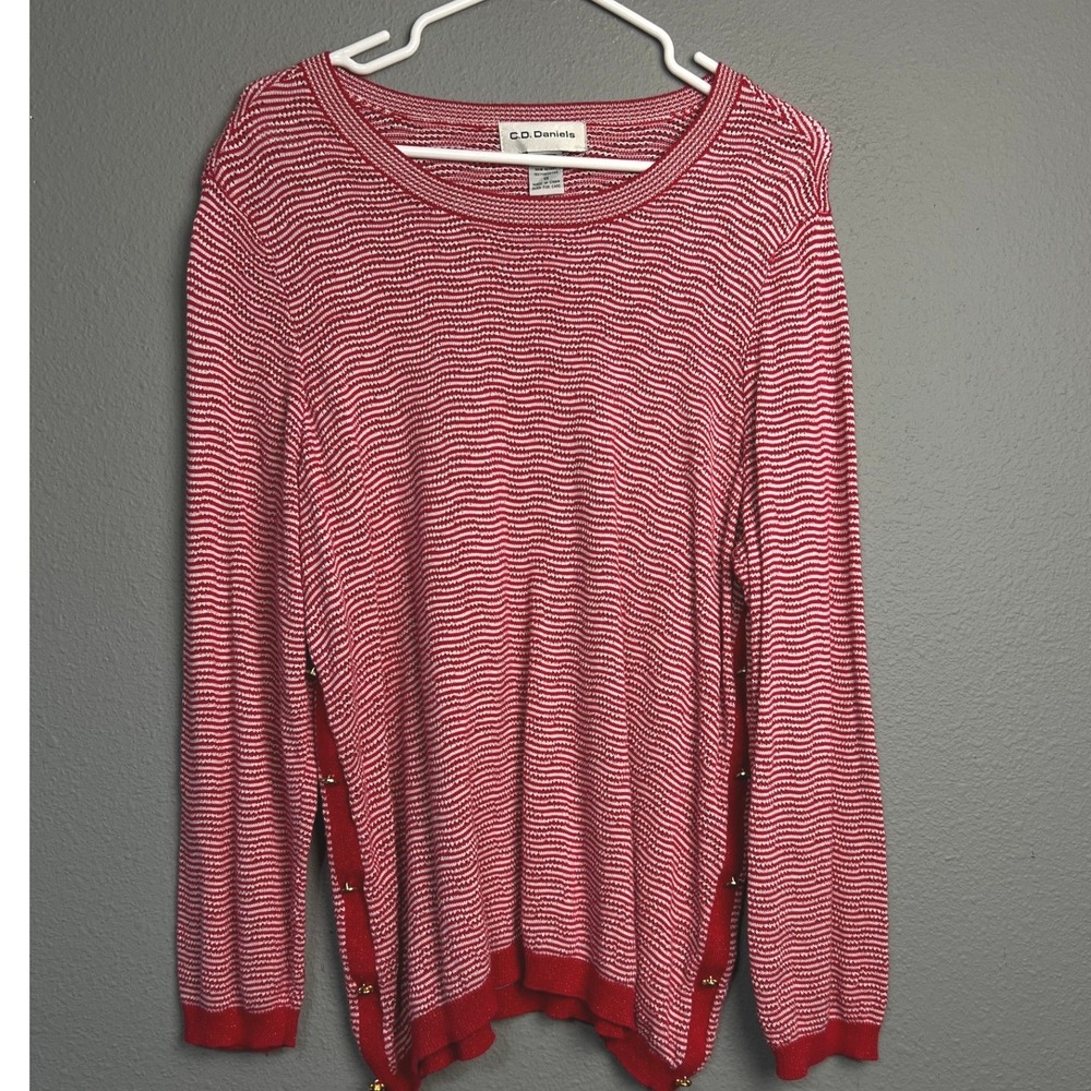 CD Daniels Womens 1X Red White Striped Metallic Lurex Side Button Sweater
